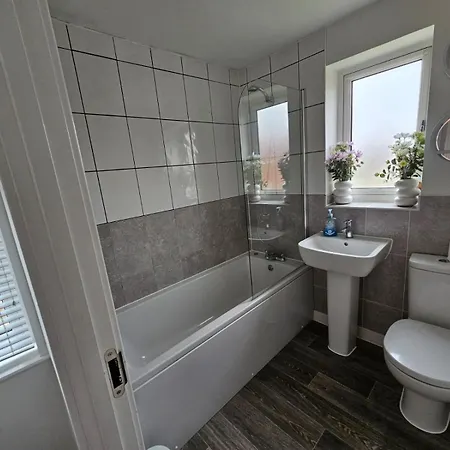 Modern 3 Bedroom Town House Ipswich Exterior photo