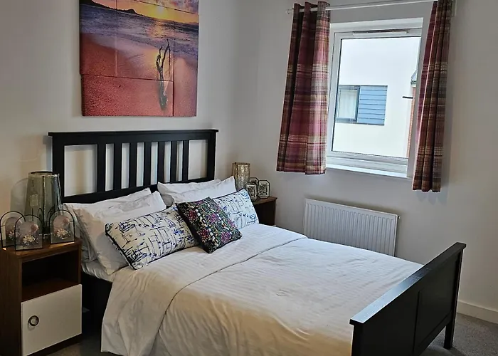Modern 3 Bedroom Town House