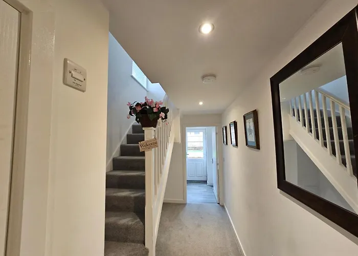 Modern 3 Bedroom Town House